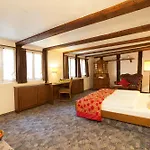 호텔 Ritter St. Georg 3*