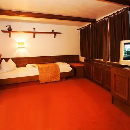 Hotel Ritter St. Georg 3*