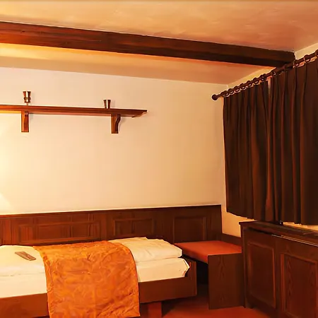 Hotel Ritter St. Georg 3*