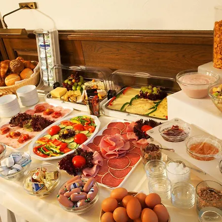 Hotel Ritter St. Georg 3*