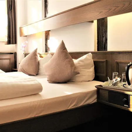 Ritter St. Georg Hotel 3*